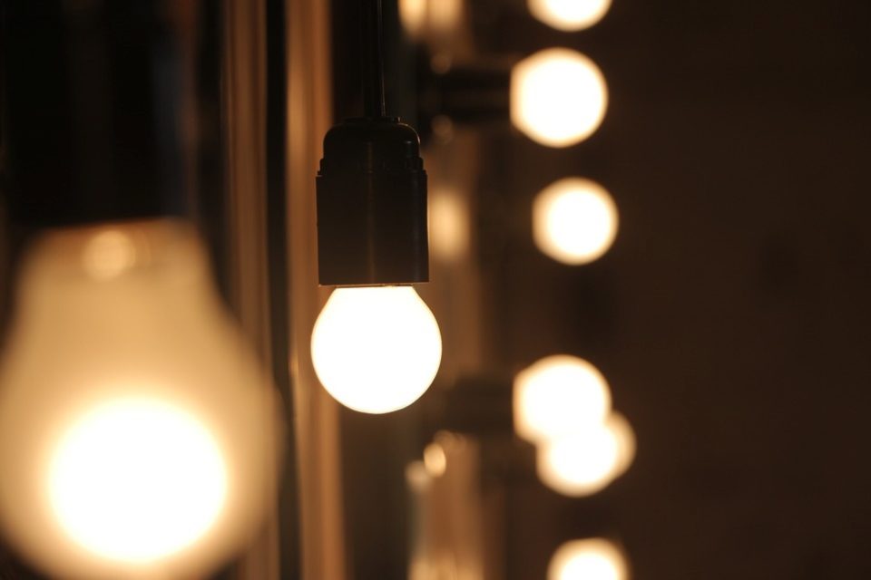 Glowing Light bulbs