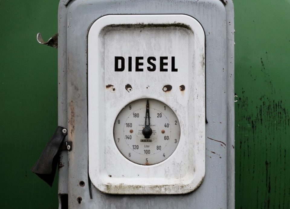 Diesel fuel gauge